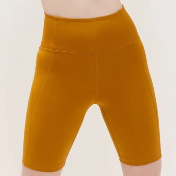 Girlfriend Collective Saddle High Rise Biker Shorts Rust Orange Brown Yellow - Picture 1 of 4